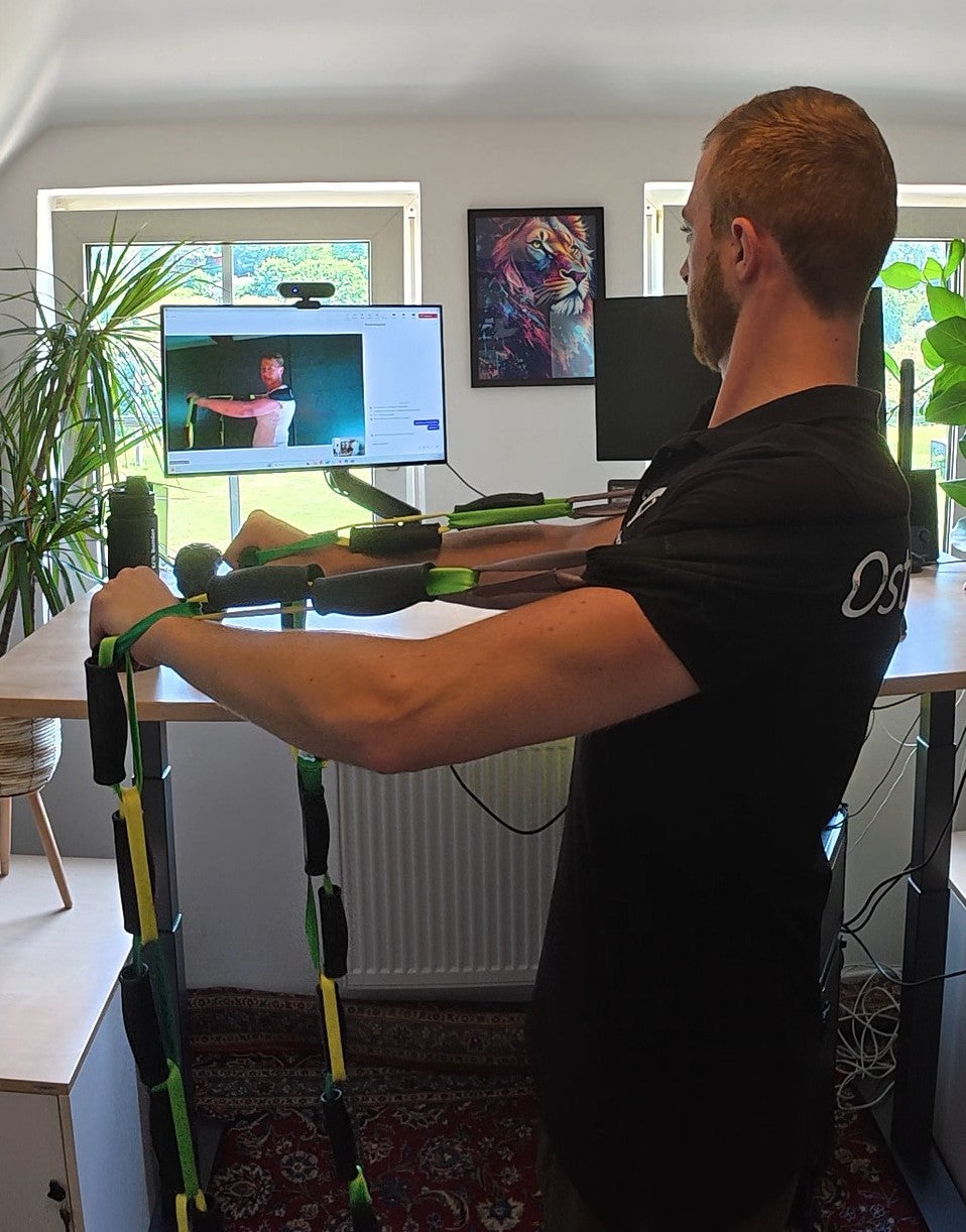 Persönliche_Einweisung_OsteoTrainer_Brustpresse